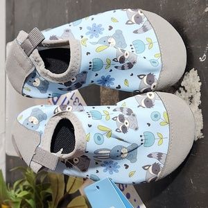 NING Bunny Raccoon Flower Flexable Water Shoes 8C